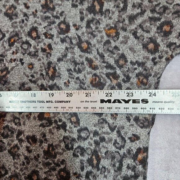 Maurices XL Leopard Print Cowl Neck Pullover Sweater Gray animal print soft warm - Picture 4 of 11